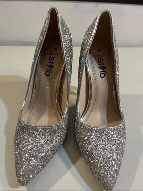 Silver Glitter Pointed-Toe Heels - Women's